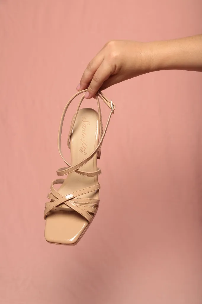 CLOE BEIGE .webp